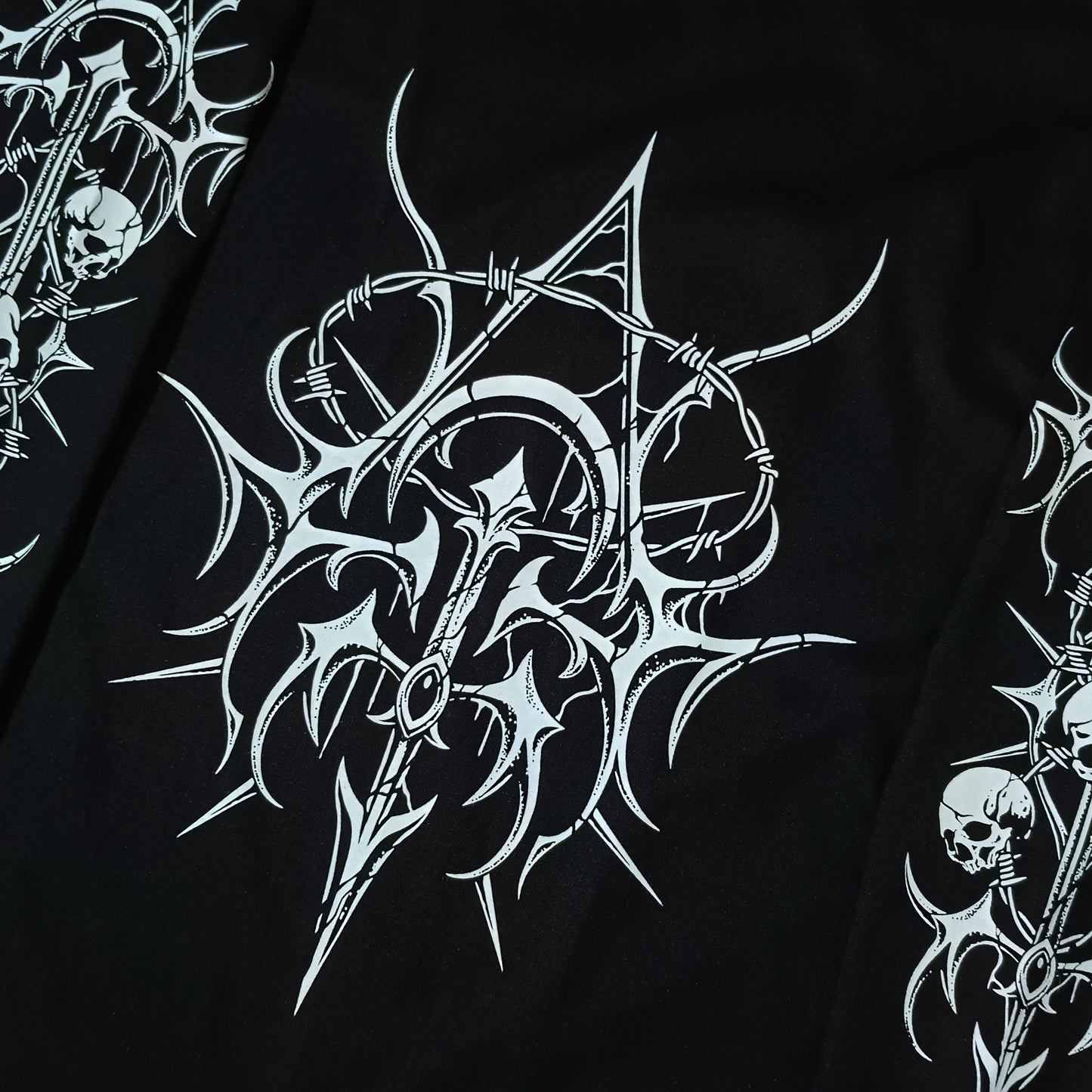 DEATH SPIKES LONGSLEEVE